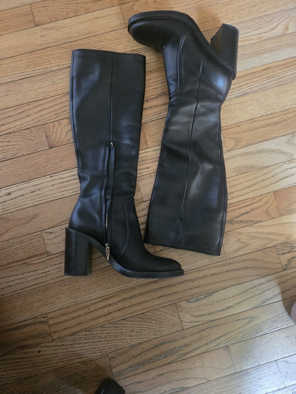 GIANVITO ROSSI Women's Black Leather Knee-High Block Heel Boots. 90's